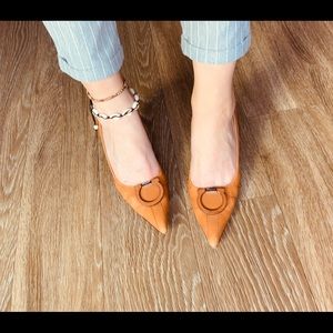 Cognac Ferragamo kitten heel pumps